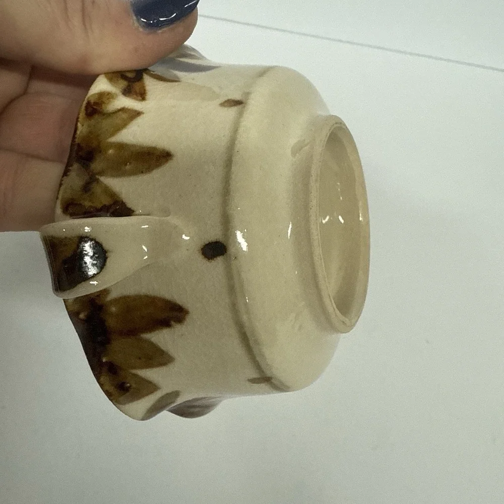 19th-century Jaspe bowl, hand-painted with a floral motif Made In‎ Japan Pottery